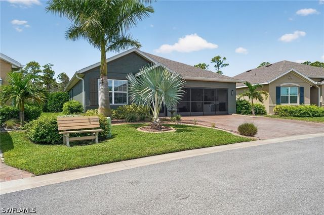 20404 Camino Torcido LOOP, North Fort Myers, FL 33917