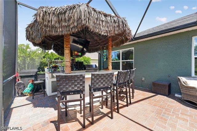 20404 Camino Torcido LOOP, North Fort Myers, FL 33917
