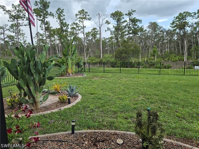 20404 Camino Torcido LOOP, North Fort Myers, FL 33917