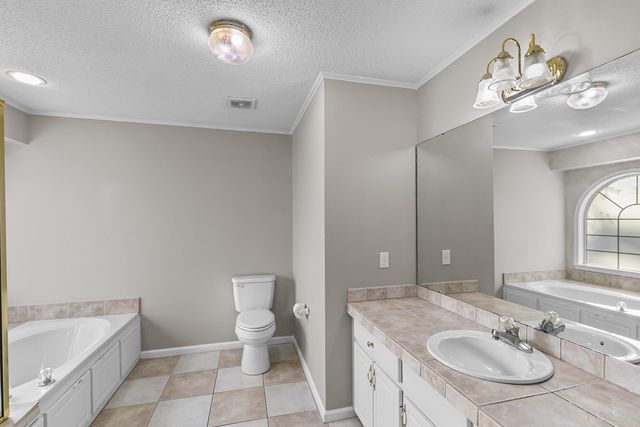 220 Cumberland Drive, Dothan, AL 36301