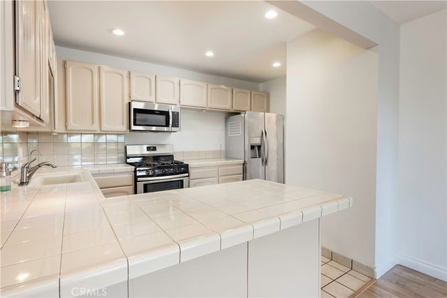 12300 Montecito, Seal Beach, CA 90740
