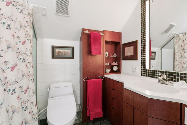 2300 Milwaukee Avenue, Minneapolis, MN 55404