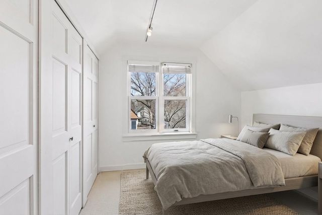 2300 Milwaukee Avenue, Minneapolis, MN 55404