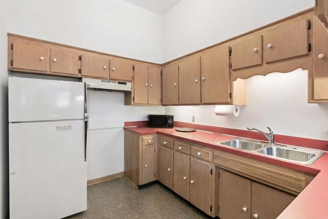 2300 Milwaukee Avenue, Minneapolis, MN 55404