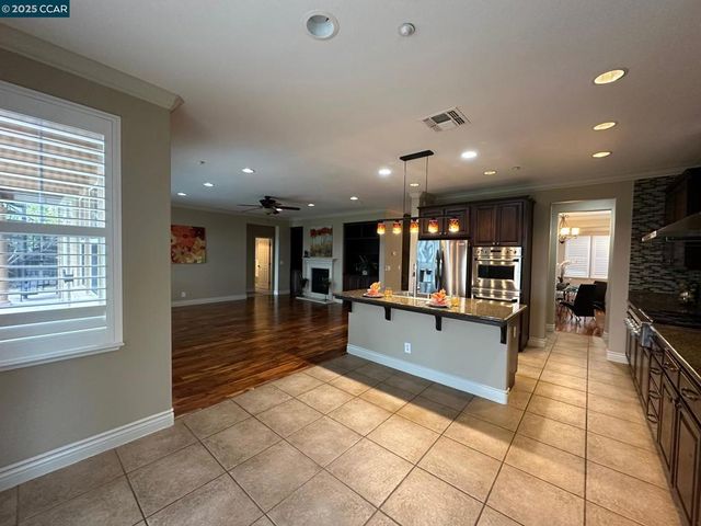 228 Mountain View Dr, Brentwood, CA 94513