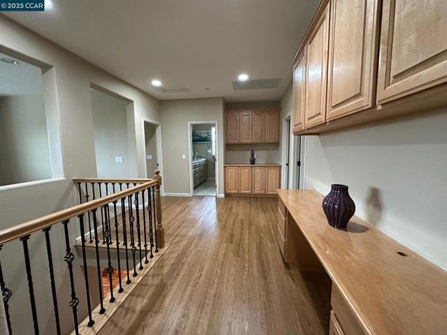 228 Mountain View Dr, Brentwood, CA 94513