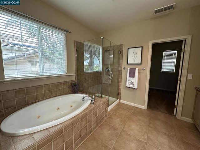 228 Mountain View Dr, Brentwood, CA 94513