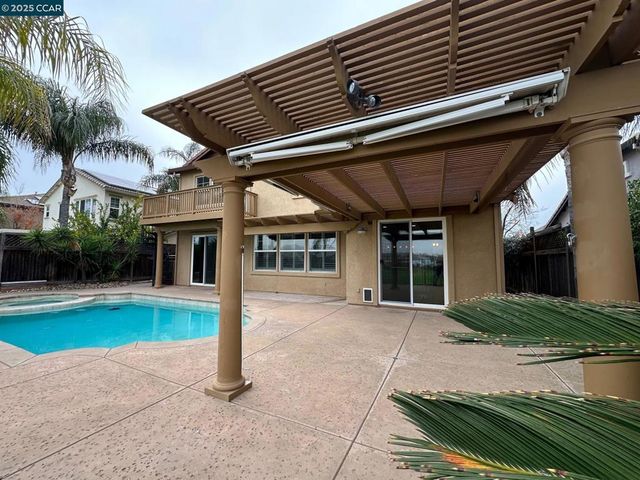 228 Mountain View Dr, Brentwood, CA 94513