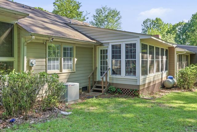 83 Forest Oaks Way, Spartanburg, SC 29307