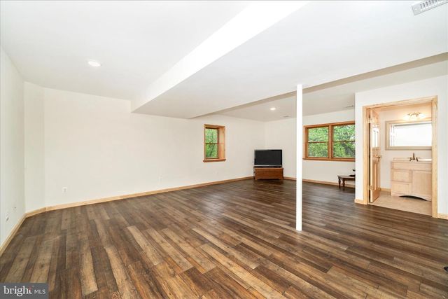 20807 TOWNSEND RD, Rohrersville, MD 21779