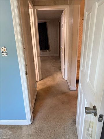 612 School Street, Walnut Cove, NC 27052