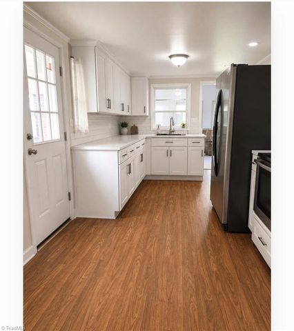 612 School Street, Walnut Cove, NC 27052
