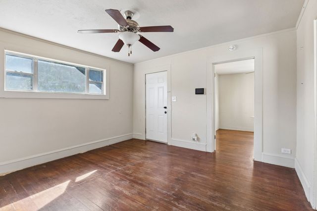 1217 Verbena Street, Fort Worth, TX 76104