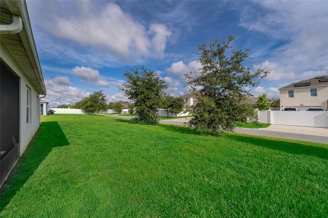 1933 BELLKNOLL LANE, Kissimmee, FL 34744