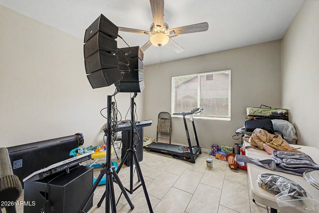 2834 W Fillmore Street, Phoenix, AZ 85009