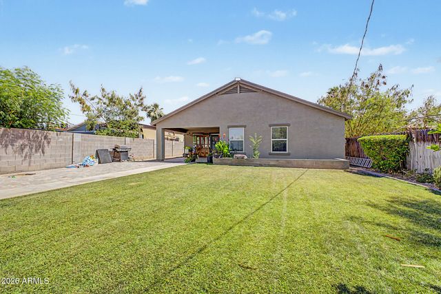 2834 W Fillmore Street, Phoenix, AZ 85009