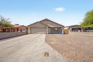 2834 W Fillmore Street, Phoenix, AZ 85009
