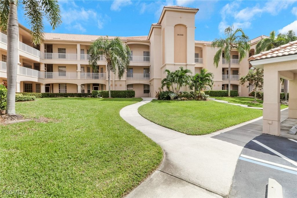 9150 Southmont CV 210, Fort Myers, FL 33908