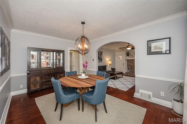 7650 Marion Court, Maplewood, MO 63143