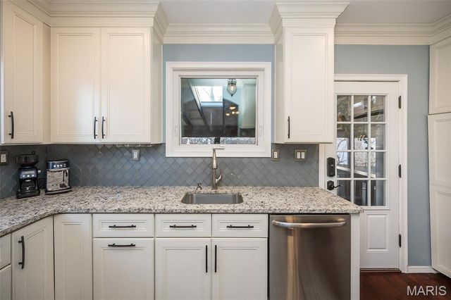 7650 Marion Court, Maplewood, MO 63143