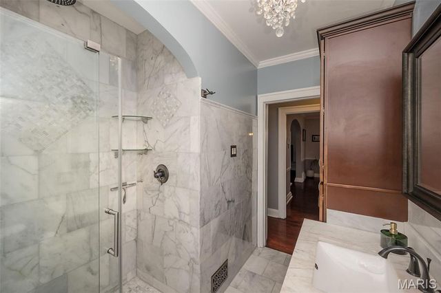 7650 Marion Court, Maplewood, MO 63143