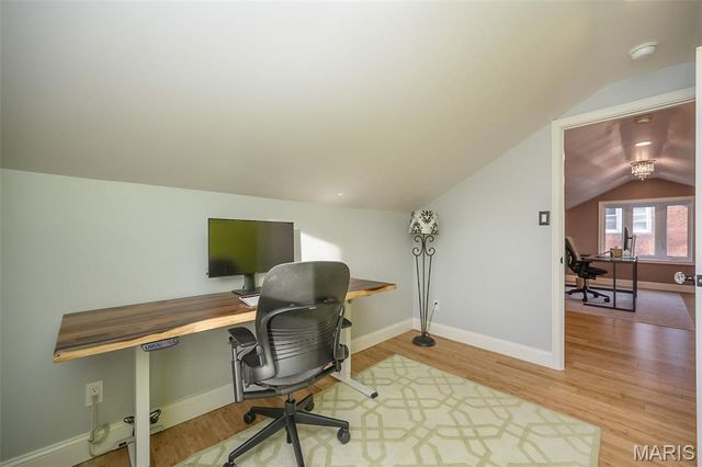 7650 Marion Court, Maplewood, MO 63143