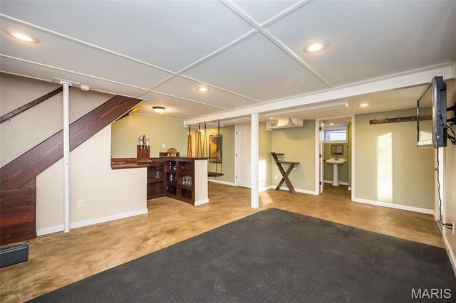 7650 Marion Court, Maplewood, MO 63143