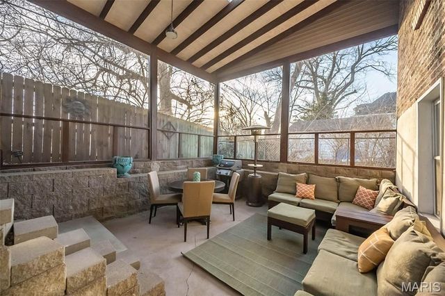 7650 Marion Court, Maplewood, MO 63143