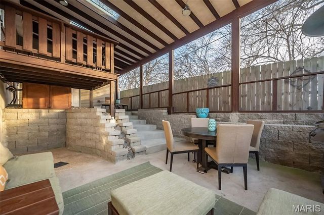 7650 Marion Court, Maplewood, MO 63143