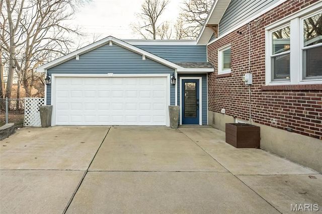 7650 Marion Court, Maplewood, MO 63143