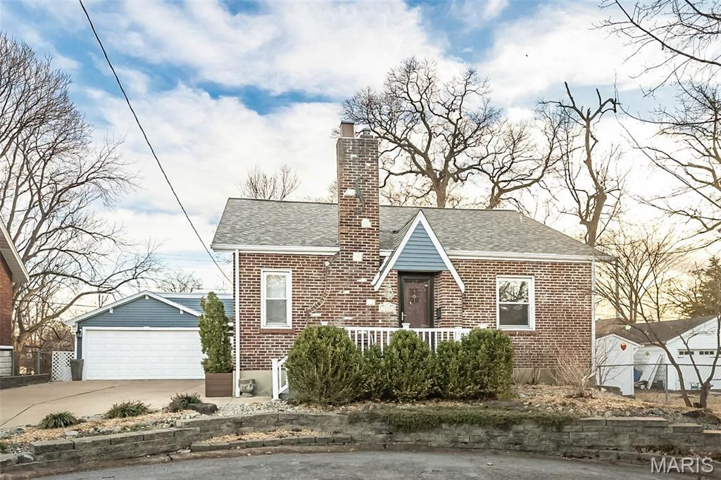 7650 Marion Court, Maplewood, MO 63143