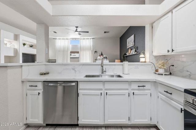7006 E JENSEN Street 120, Mesa, AZ 85207