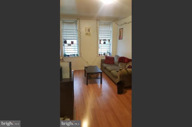 1704 W DIAMOND ST, Philadelphia, PA 19121