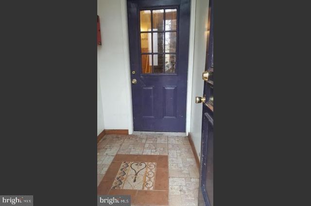 1704 W DIAMOND ST, Philadelphia, PA 19121