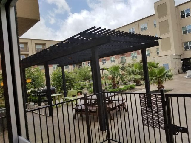 1100 W Trinity Mills Road 1017, Carrollton, TX 75006