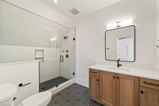 780 Royal Jasmine Court, Winston-salem, NC 27106