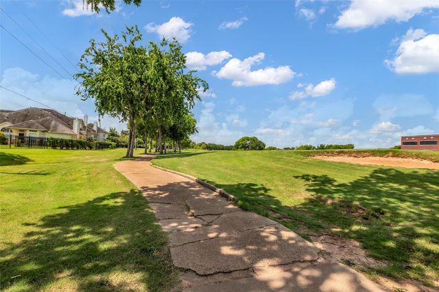 2223 Ridge Wood Lane, Sugar Land, TX 77479