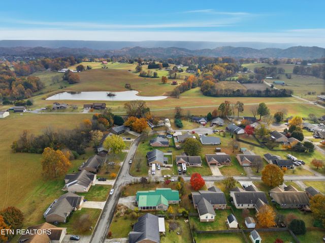 1903 Rosebud Drive, Maryville, TN 37803