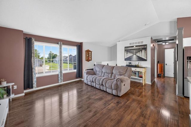 600 4th Street NE, Byron, MN 55920
