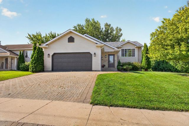 600 4th Street NE, Byron, MN 55920