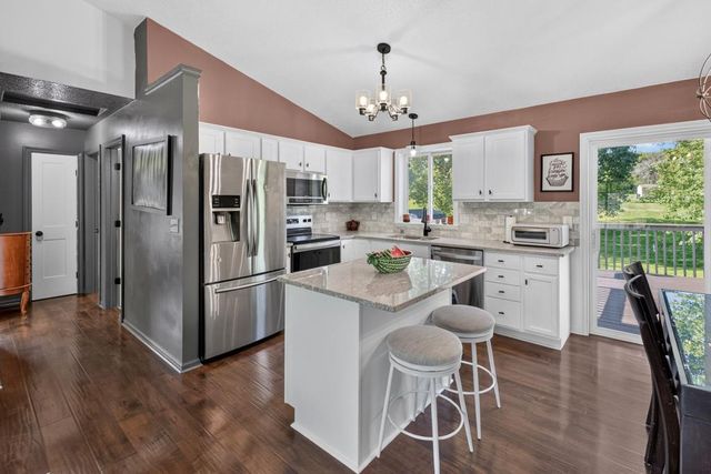 600 4th Street NE, Byron, MN 55920