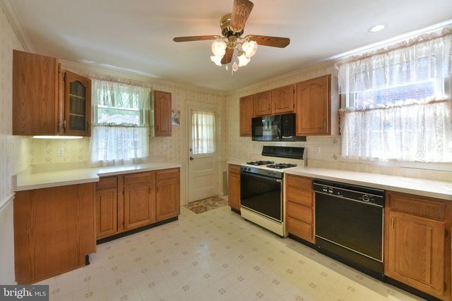 823 LONGSTRETH AVE, Jenkintown, PA 19046