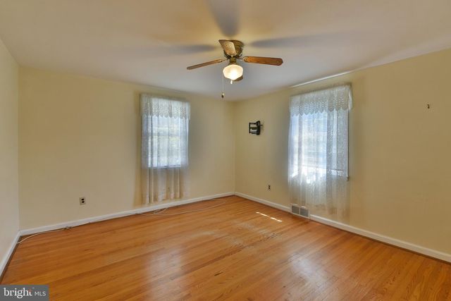 823 LONGSTRETH AVE, Jenkintown, PA 19046