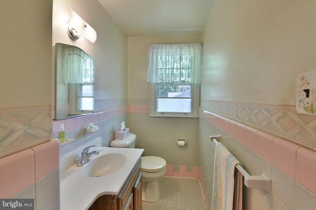 823 LONGSTRETH AVE, Jenkintown, PA 19046