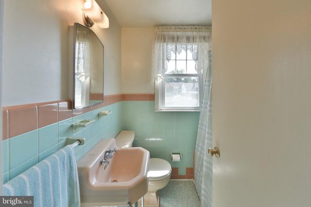 823 LONGSTRETH AVE, Jenkintown, PA 19046