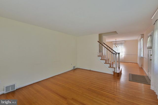 823 LONGSTRETH AVE, Jenkintown, PA 19046