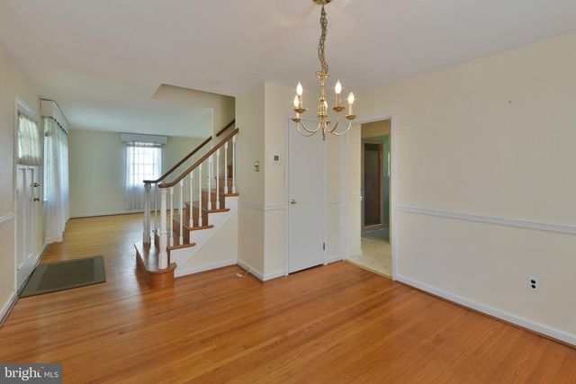 823 LONGSTRETH AVE, Jenkintown, PA 19046