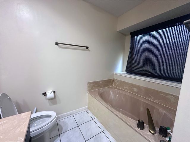 2318 Crystal Creek Lane, Garland, TX 75040