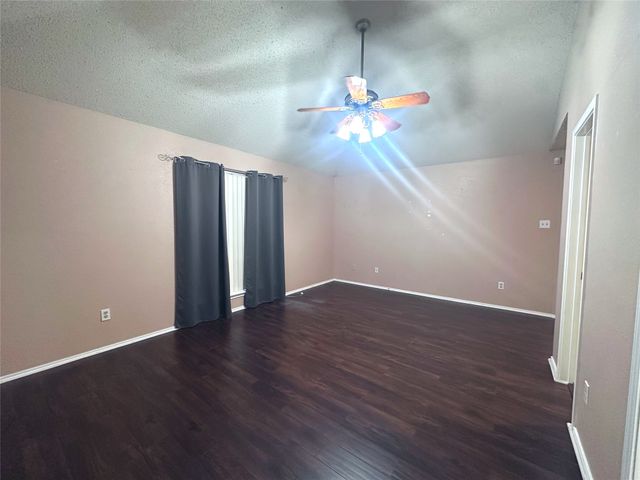 2318 Crystal Creek Lane, Garland, TX 75040