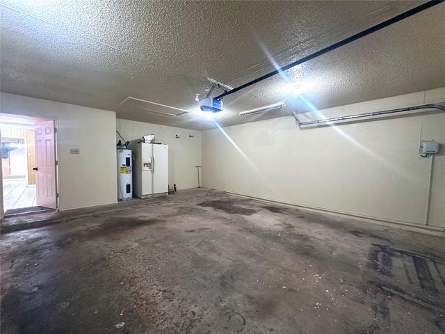2318 Crystal Creek Lane, Garland, TX 75040